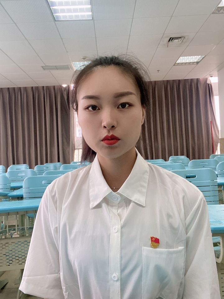 杨瑞.png 杨瑞.png