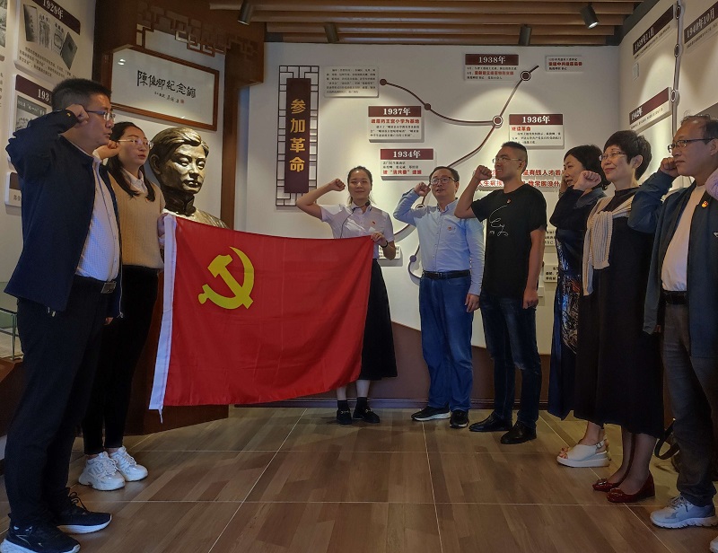 4.jpg 4.jpg