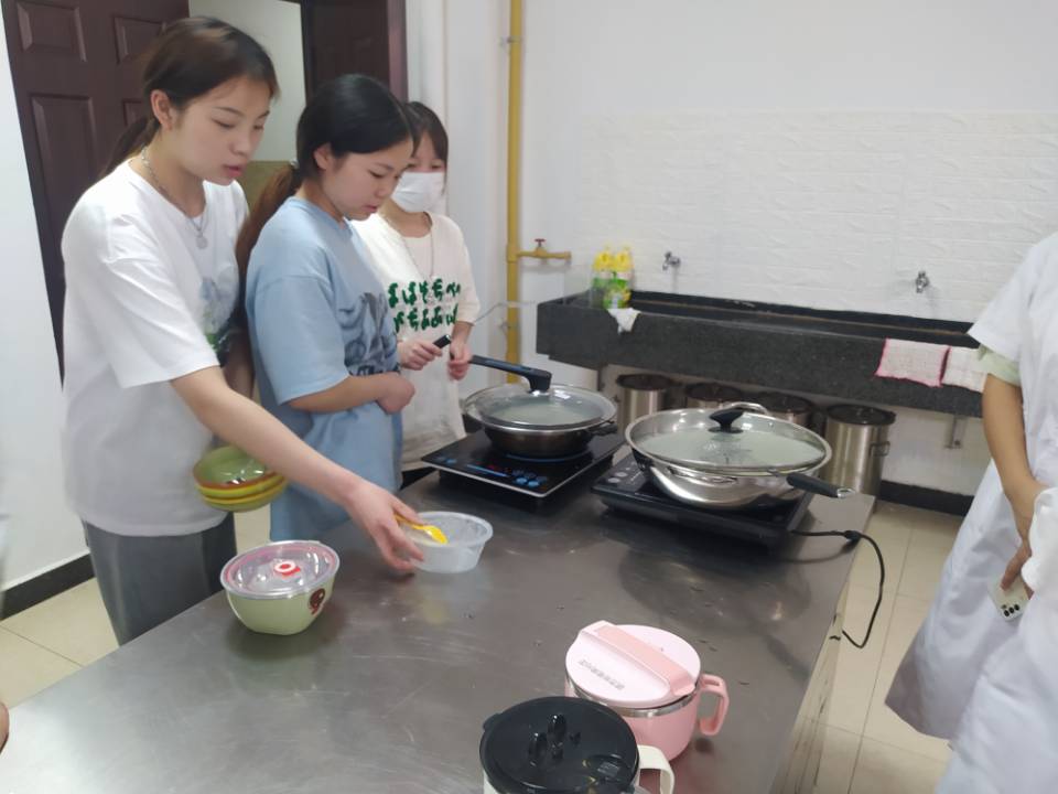 CFAC3CFEF12FBE065FE332D14ADA5AAC.jpg